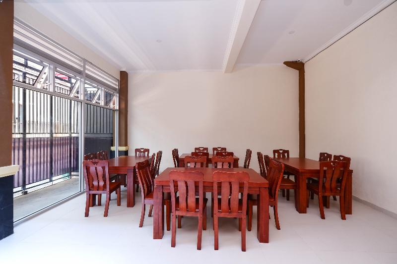 酒店 Oyo 1506 Shabrina 2 Syariah