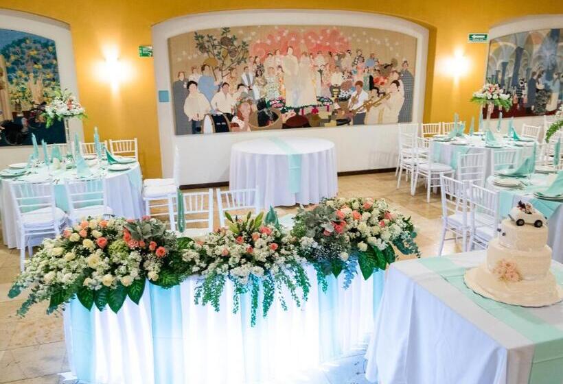 ホテル Real De Naturales