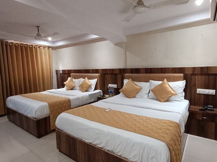 호텔 Rishi International