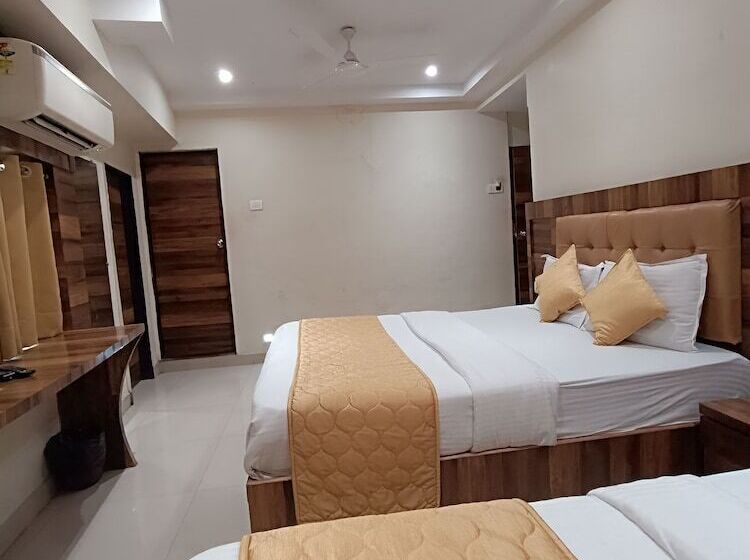 호텔 Rishi International