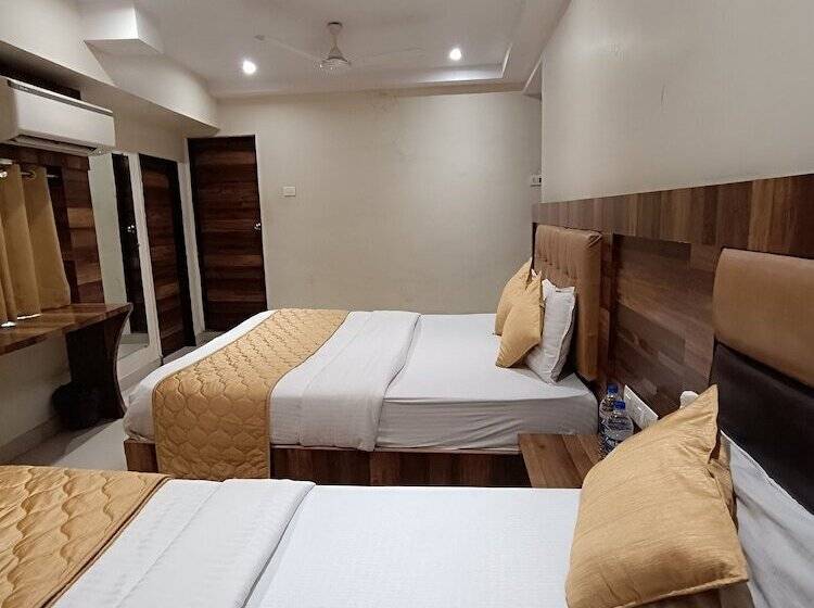 호텔 Rishi International