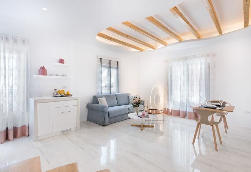 펜션 Emfasis Villa