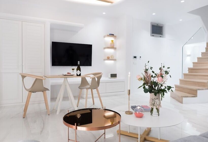 펜션 Emfasis Villa