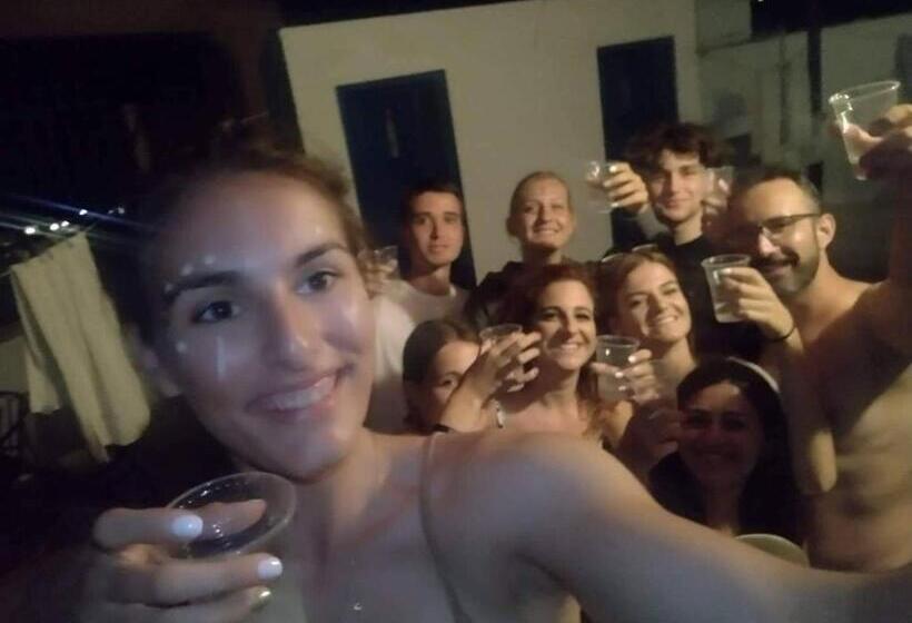 پانسیون Grandma Vasiliki Rooms To Let