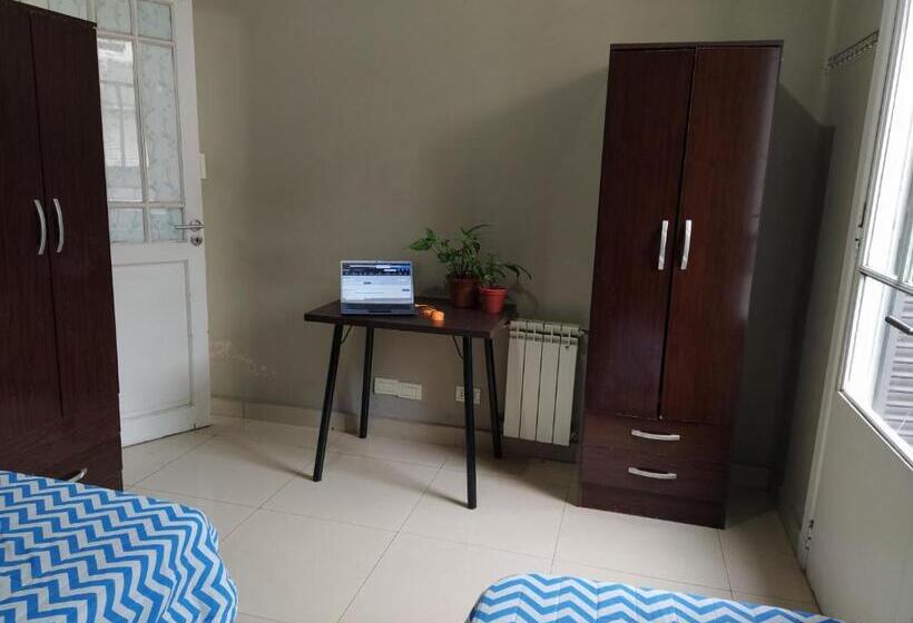 هاستل Ha! 1 Resi Para Estudiantes