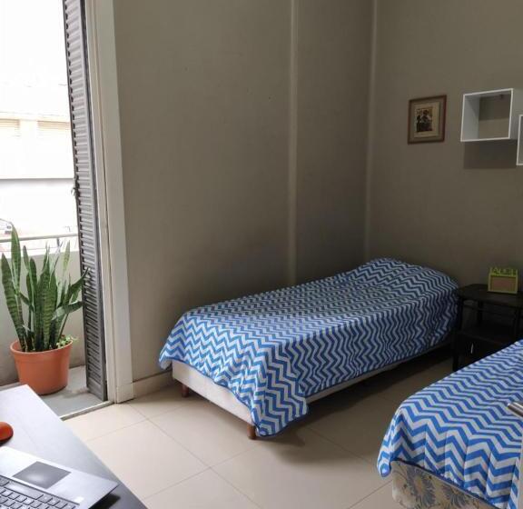 هاستل Ha! 1 Resi Para Estudiantes