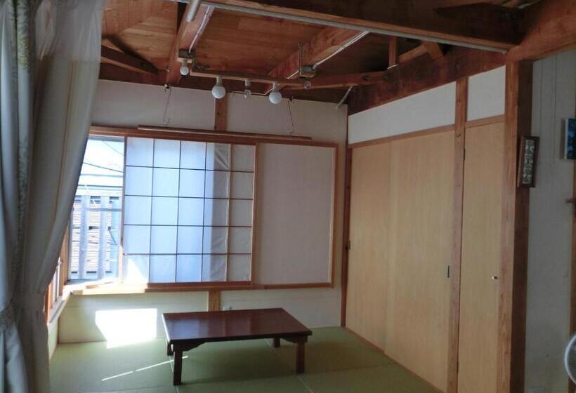 Bed and Breakfast 交流の宿