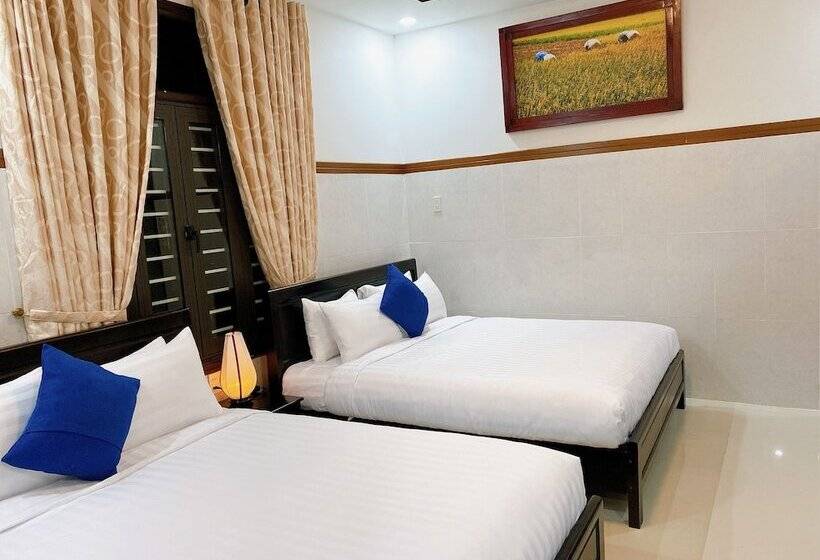 تختخواب و صبحانه Serenity Villa Hoi An