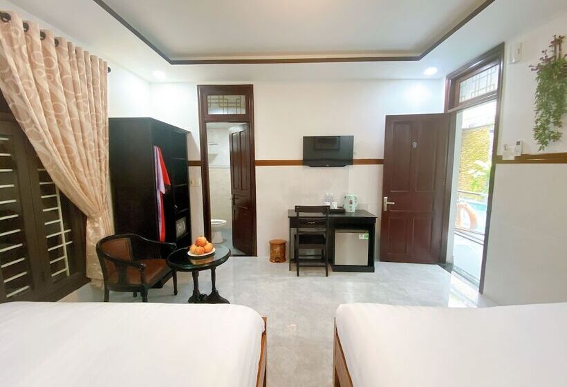 تختخواب و صبحانه Serenity Villa Hoi An