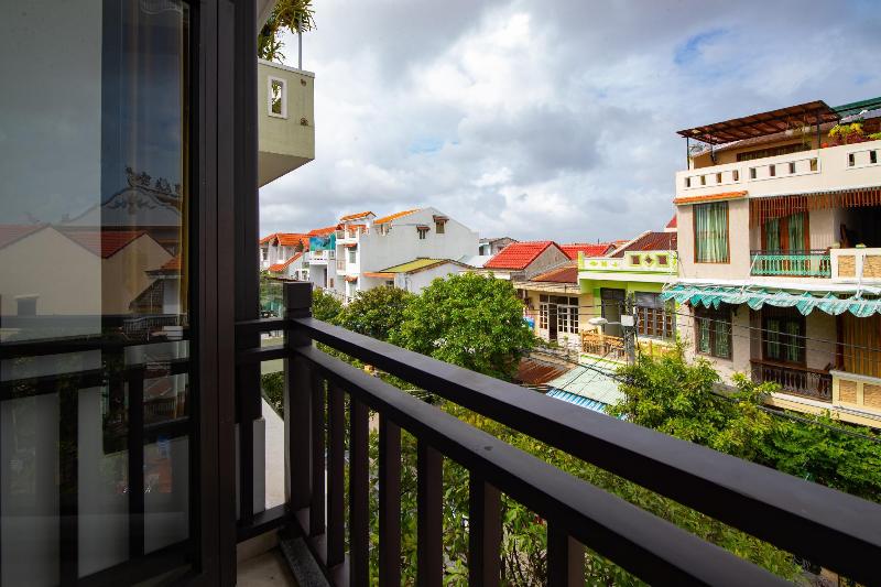 تختخواب و صبحانه Serenity Villa Hoi An