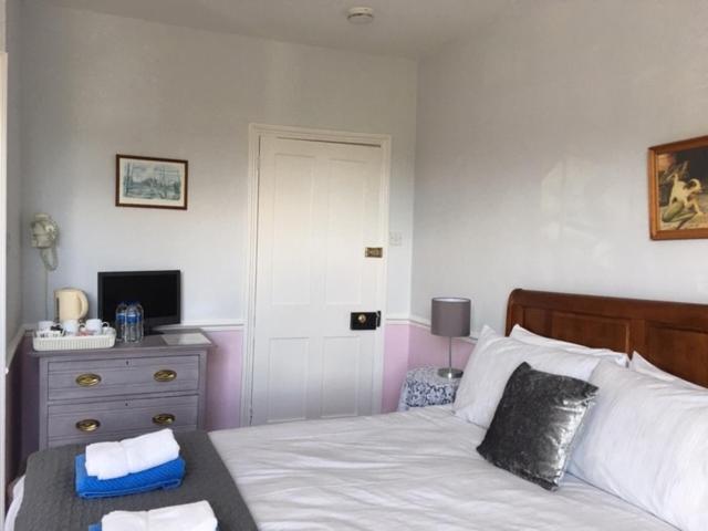 Bed and Breakfast The Old Alma Inn Ltd