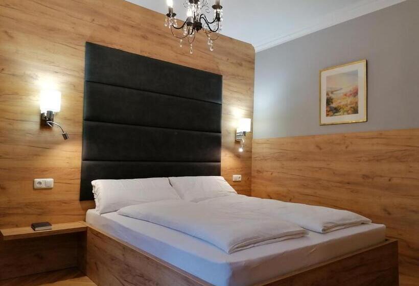 Golden Star Premium Apartments