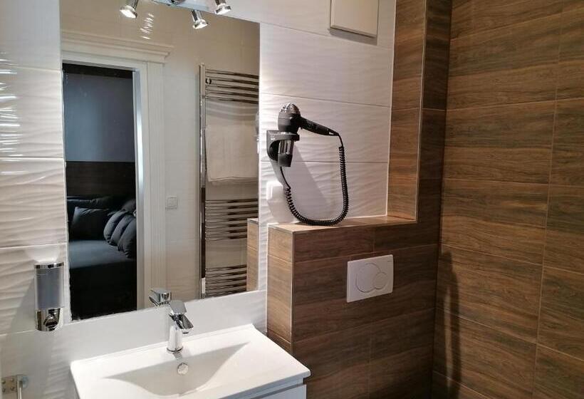 Golden Star Premium Apartments