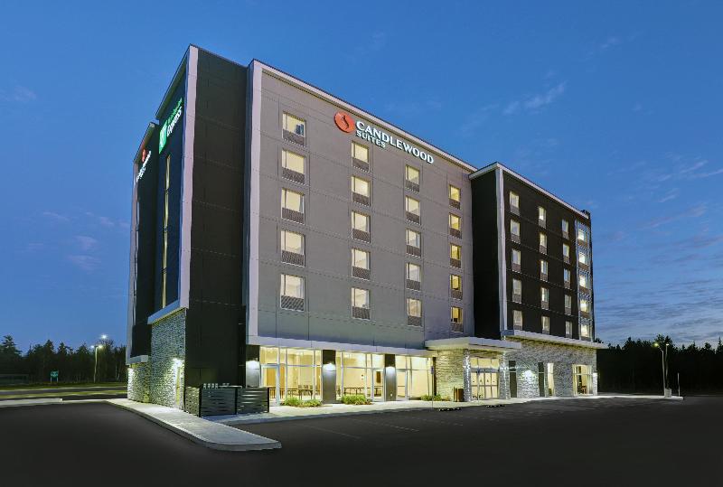 호텔 Candlewood Suites Kingston West, An Ihg