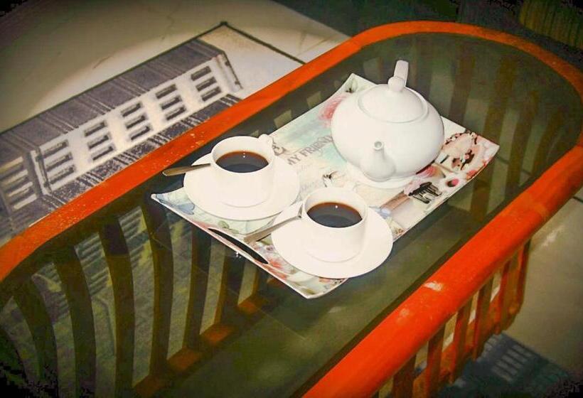 בית מלון כפרי Hidden Villa