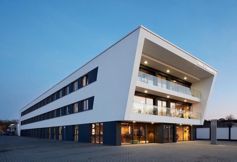 ホテル Im Leskanpark