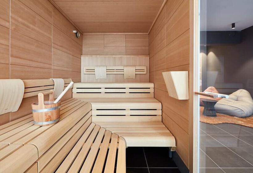 هتل Im Leskanpark