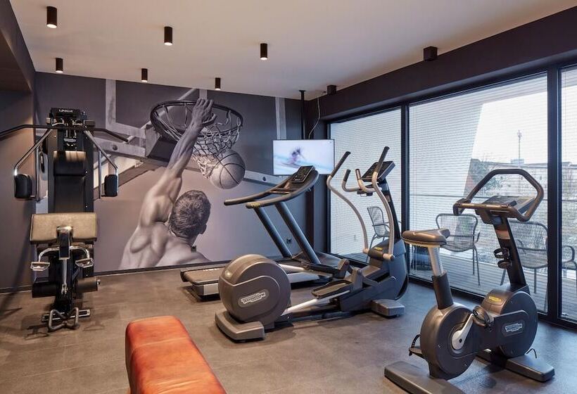 فندق Im Leskanpark