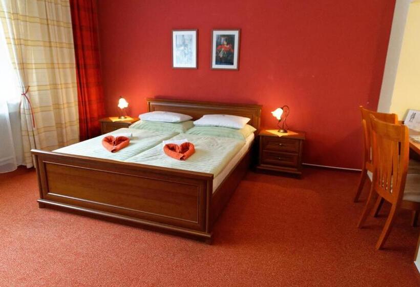 Szálloda Kamu Garni