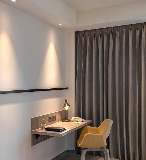 ホテル Lemon Tree Premier New Town Kolkata