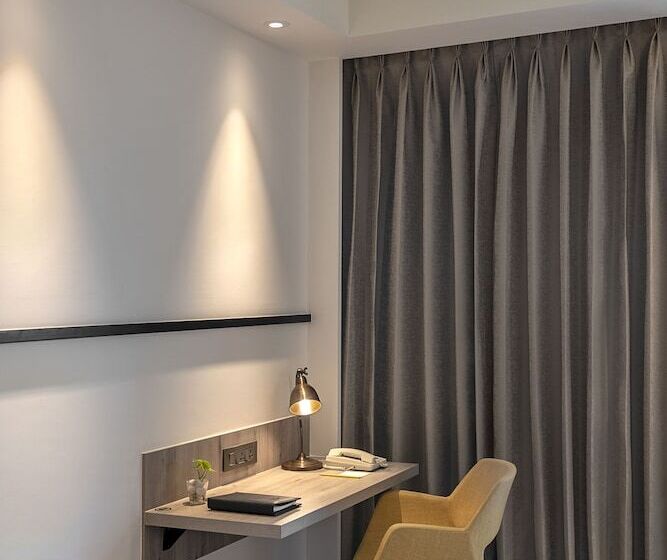 ホテル Lemon Tree Premier New Town Kolkata