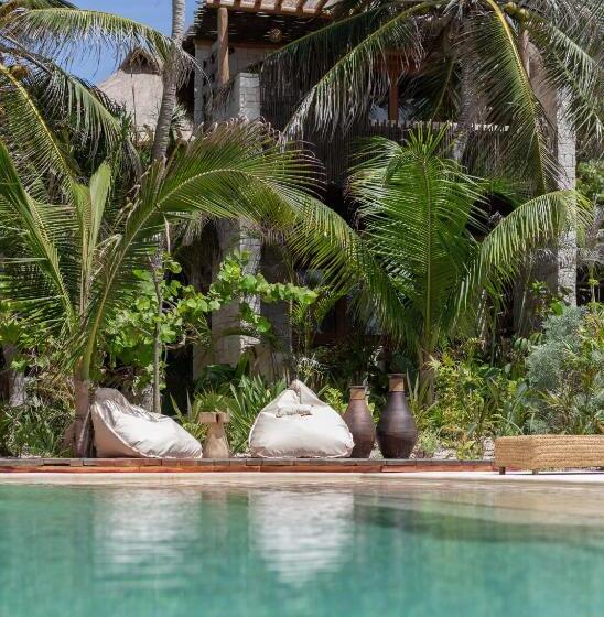 هتل Ma Xanab Tulum