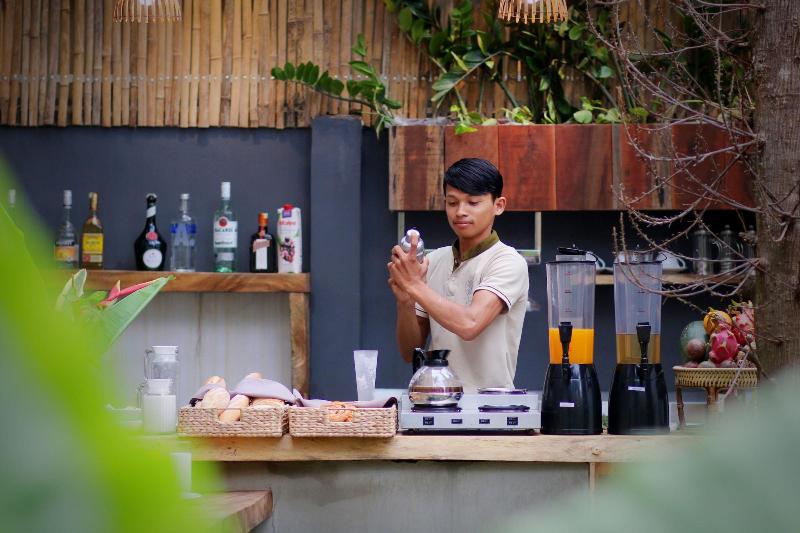 Sarina Hotel & Villa