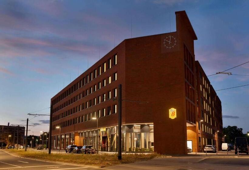 فندق Super 8 By Wyndham Mainz Zollhafen
