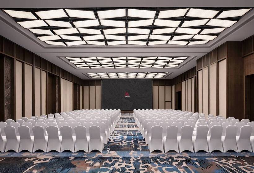Xuzhou Marriott Hotel Lakeview