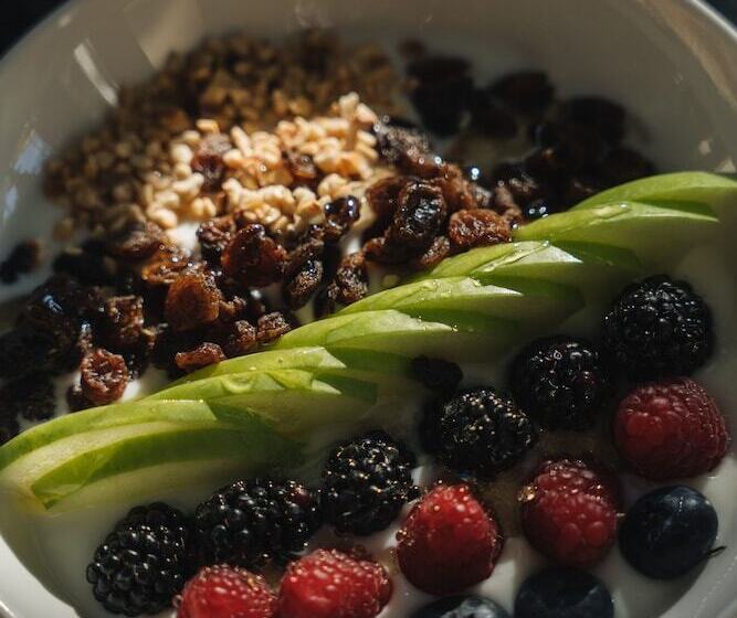 膳宿费 Living Suites