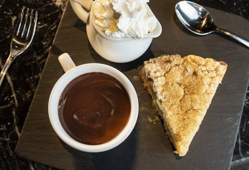 膳宿费 Living Suites