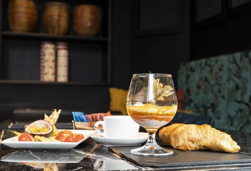 膳宿费 Living Suites