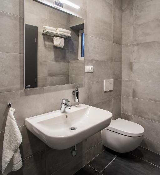 ペンション Penzión Imperial