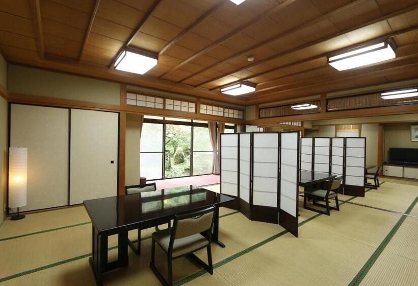 료칸 Yoshinoonsen Motoyu