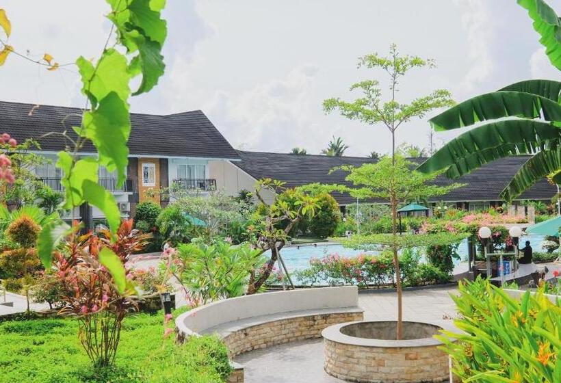 בית מלון כפרי Suni Sentani   Managed By East Season