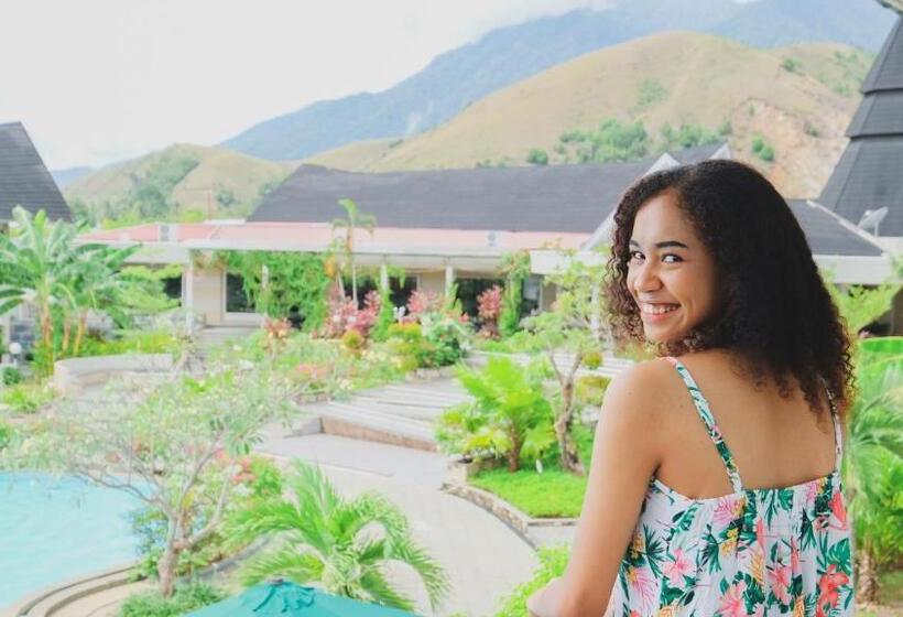 בית מלון כפרי Suni Sentani   Managed By East Season