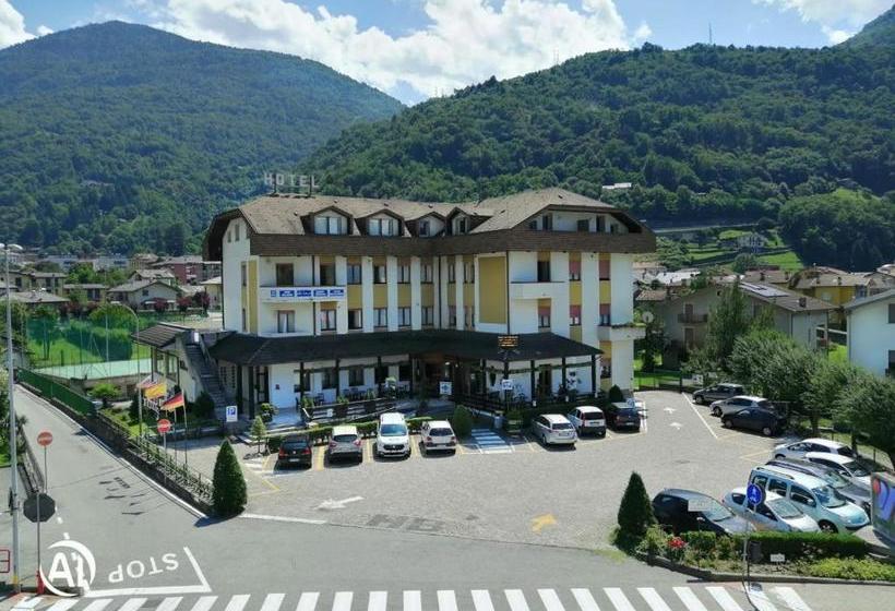 فندق Rezia Valtellina