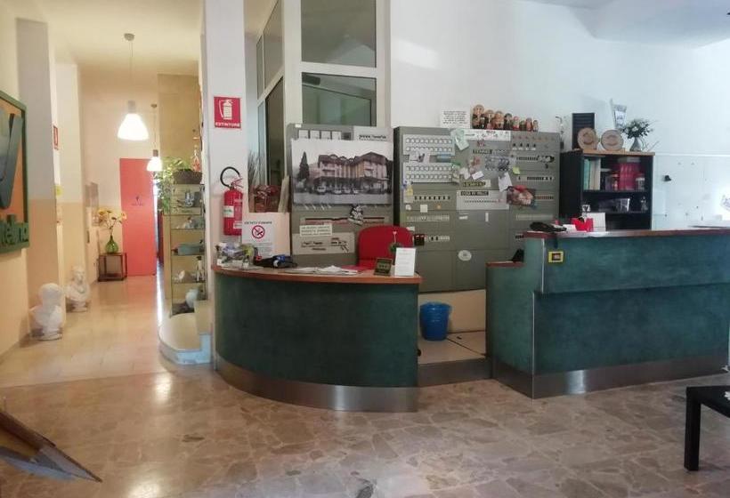 فندق Rezia Valtellina