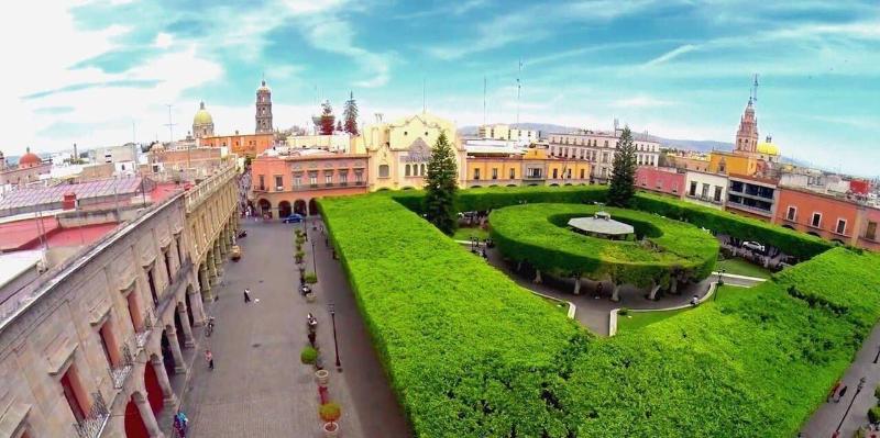 酒店 Doubletree By Hilton Celaya