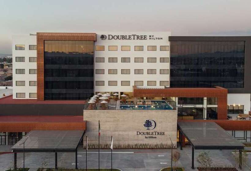 هتل Doubletree By Hilton Celaya