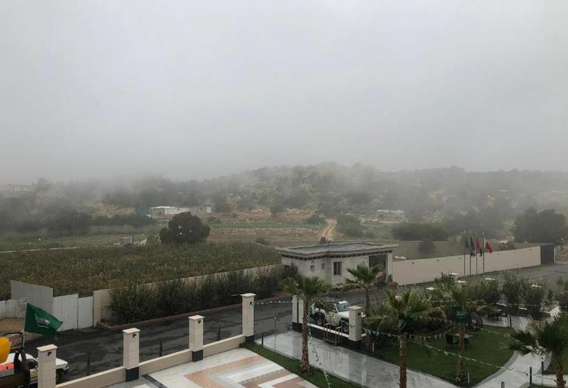 ホテル Golden White