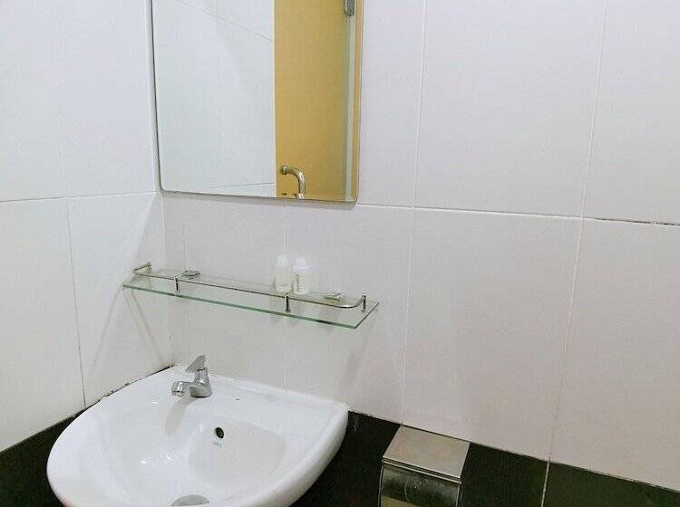 בית מלון כפרי Hkf