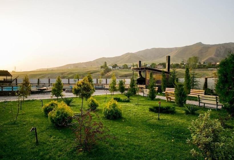 هتل Ethno Park Resort Bishkek2024