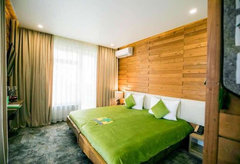 هتل Ethno Park Resort Bishkek2024