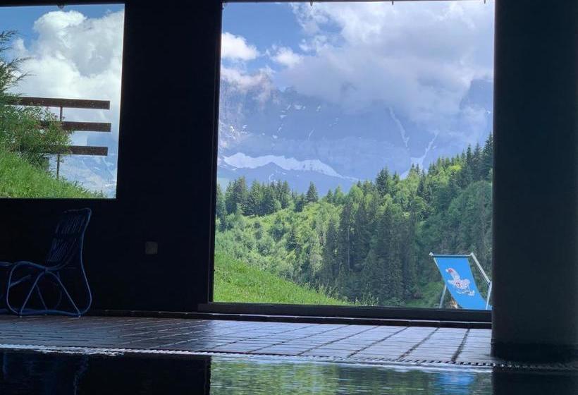 호텔 Hostel Le Poussin