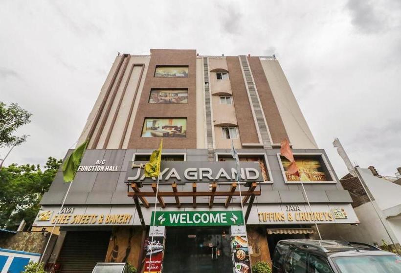 هتل Oyo 8867  Jaya Grand Saver