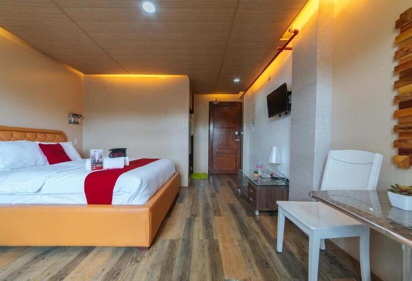 בית מלון כפרי Reddoorz@lawaan Roxas City