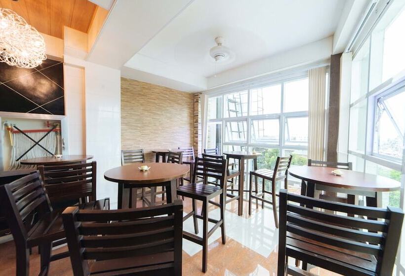 בית מלון כפרי Reddoorz@lawaan Roxas City