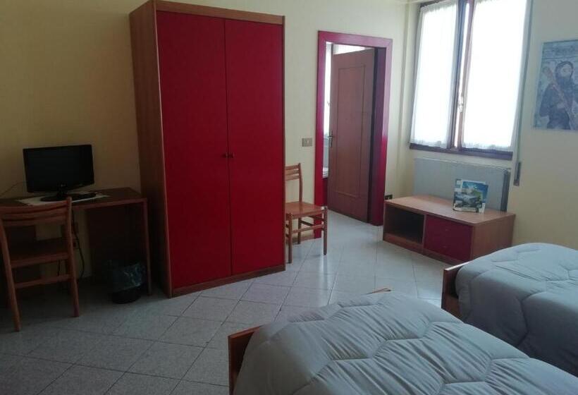 فندق Rezia Valtellina