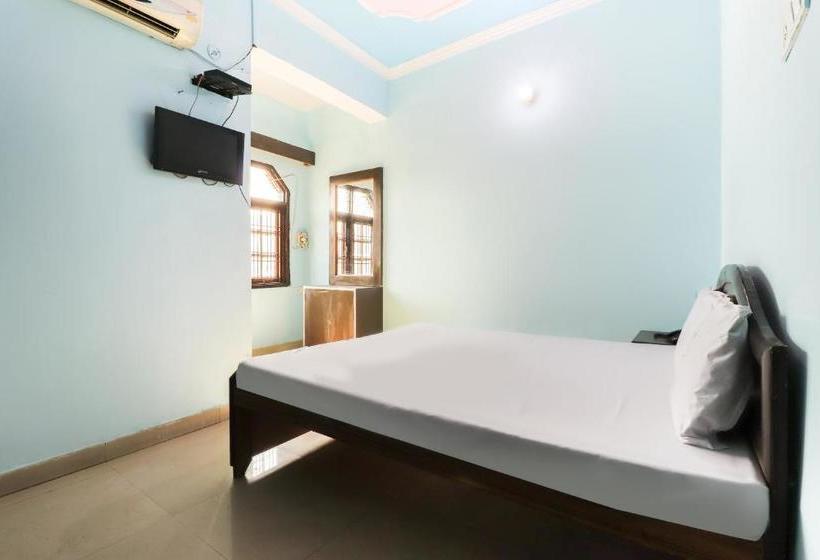 ホテル Spot On 46219 Satkar Guest House